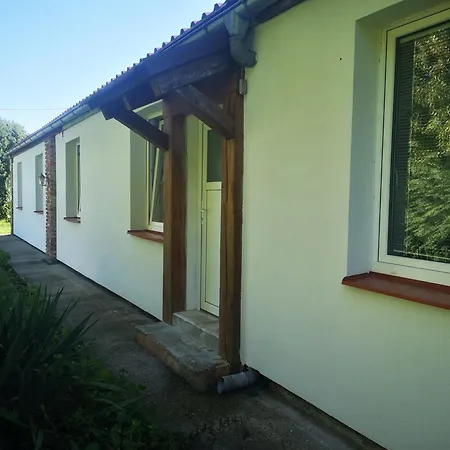 Ξενοδοχείο με διαμερίσματα Green Apartments 2*