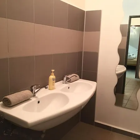 Green Apartments 3* Lustenice